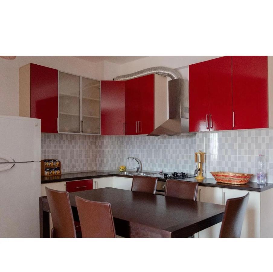 Agaraj Apartament Орикум Экстерьер фото